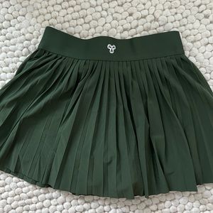 Aritzia TNAction Tennis Skirt